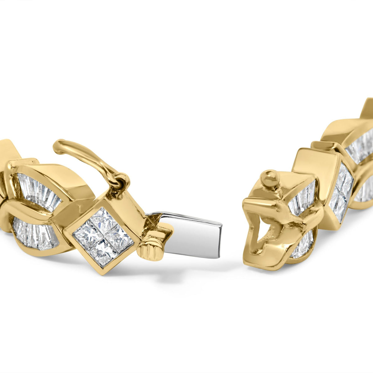 14K Yellow Gold 8 1/5 Cttw Baguette and Princess-Cut Diamond Geometric Twist Link Bracelet (G-H Color, VS1-VS2 Clarity) - Size 7" by Infinite Jewels