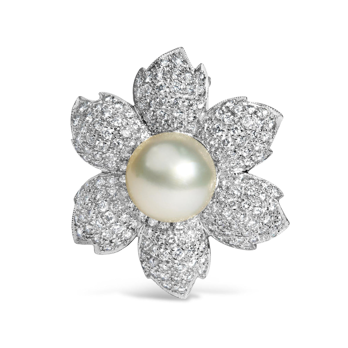 18K White Gold 2 3/4 Cttw Diamond and 12.5 MM Cultured Freshwater Pearl Floral Brooch Pin (G-H Color, VS1-VS2 Clarity) by Infinite Jewels