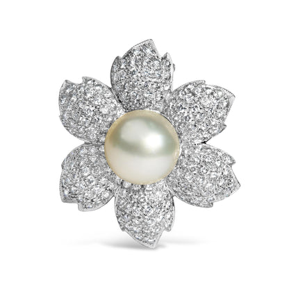 18K White Gold 2 3/4 Cttw Diamond and 12.5 MM Cultured Freshwater Pearl Floral Brooch Pin (G-H Color, VS1-VS2 Clarity) by Infinite Jewels