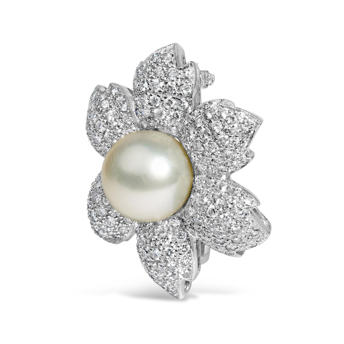 18K White Gold 2 3/4 Cttw Diamond and 12.5 MM Cultured Freshwater Pearl Floral Brooch Pin (G-H Color, VS1-VS2 Clarity) by Infinite Jewels